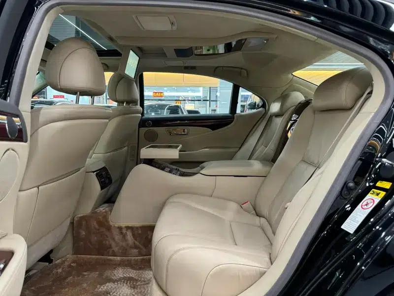 Lexus LS 2006 460L — миниатюра 12