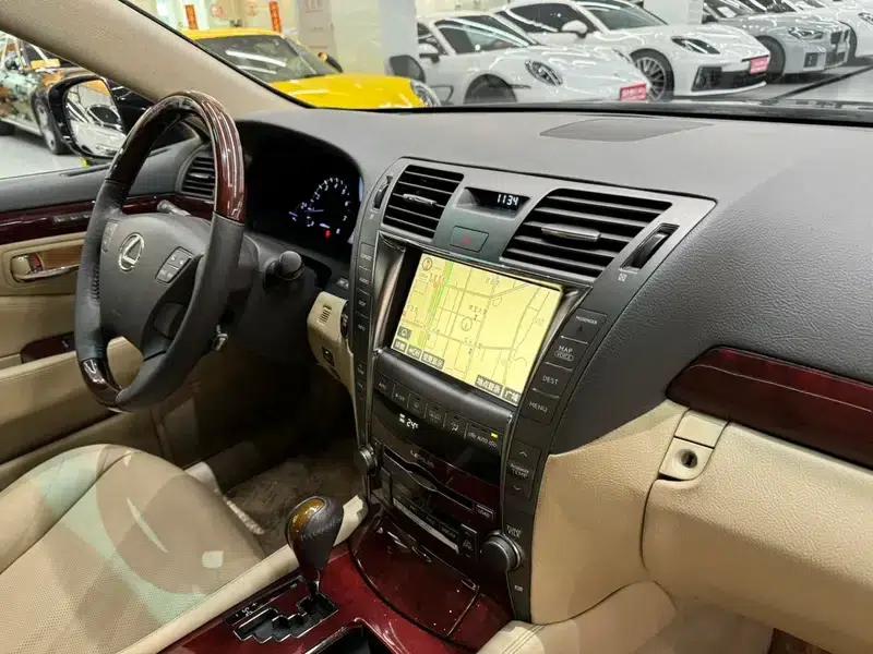 Lexus LS 2006 460L — миниатюра 9