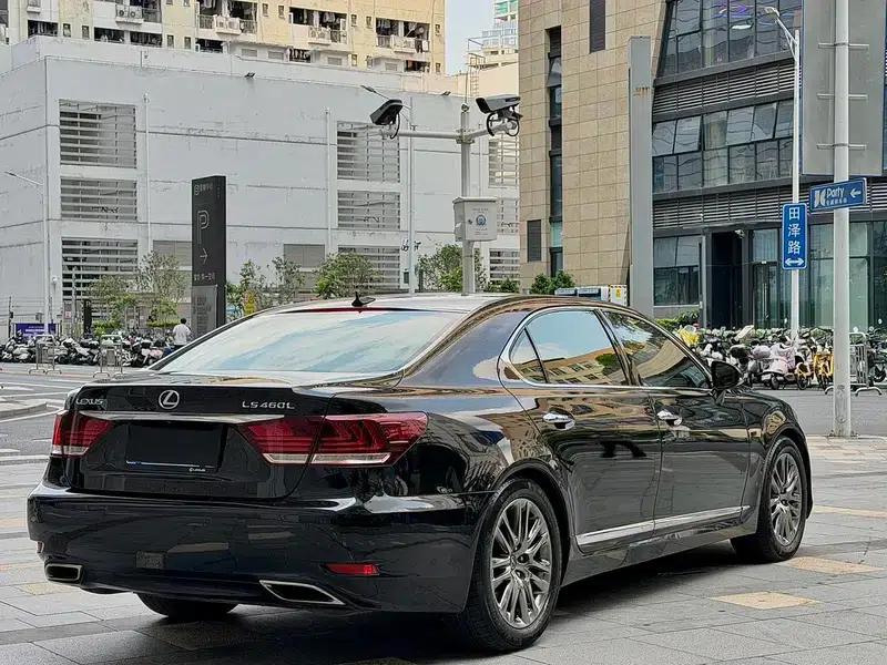 Lexus LS 2013 460L — миниатюра 5