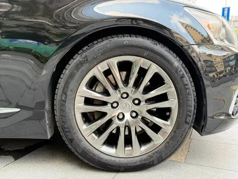 Lexus LS 2013 460L — миниатюра 6
