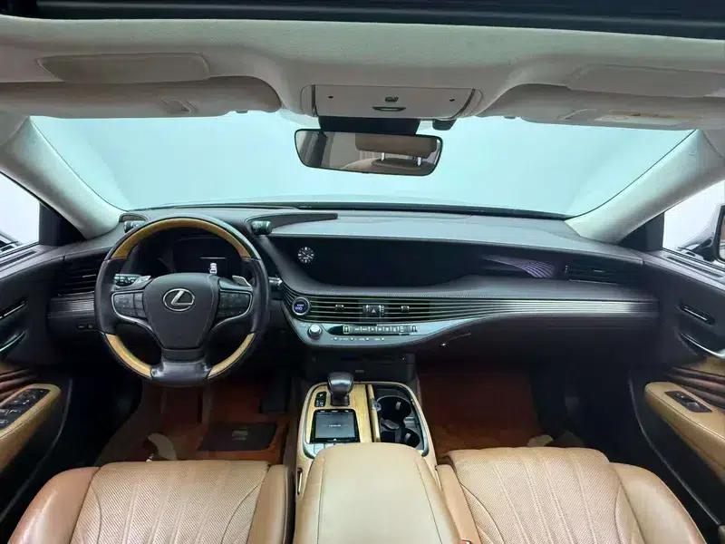 Lexus LS 2018 500h Luxury Edition (China V emission standard) — миниатюра 11
