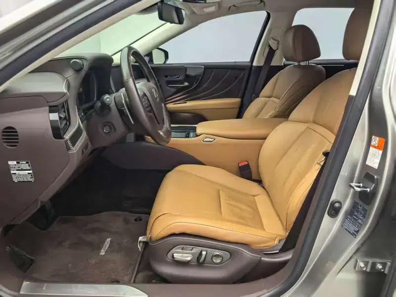 Lexus LS 2020 500h Premium Edition (China VI Emission Standard) — миниатюра 17