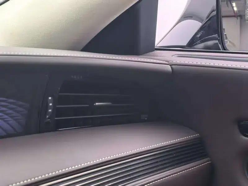 Lexus LS 2020 500h Premium Edition (China VI Emission Standard) — миниатюра 8
