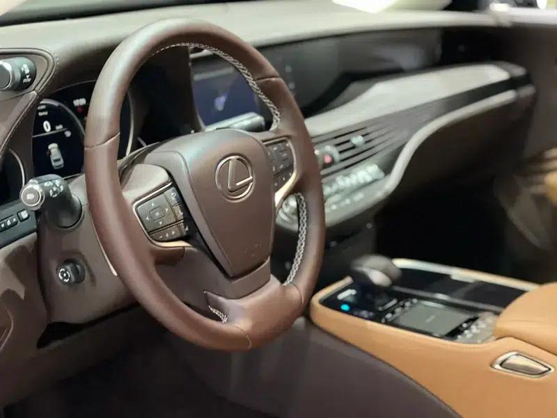 Lexus LS 2018 500h Premium Edition (China V Emission Standard) — миниатюра 14