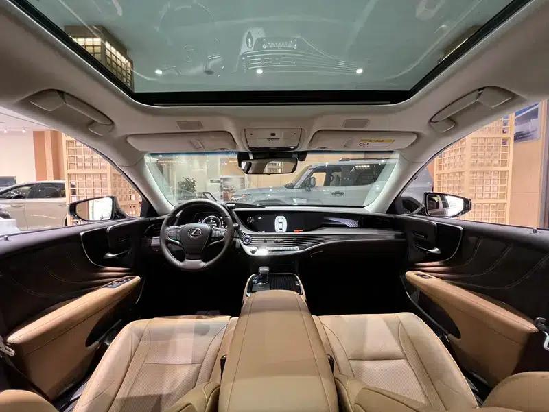 Lexus LS 2018 500h Premium Edition (China V Emission Standard) — миниатюра 15