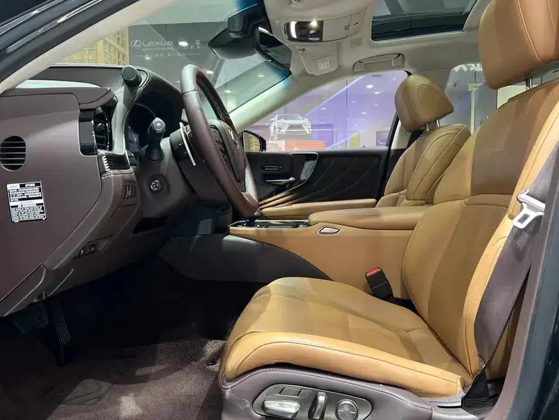 Lexus LS 2018 500h Premium Edition (China V Emission Standard) — миниатюра 17