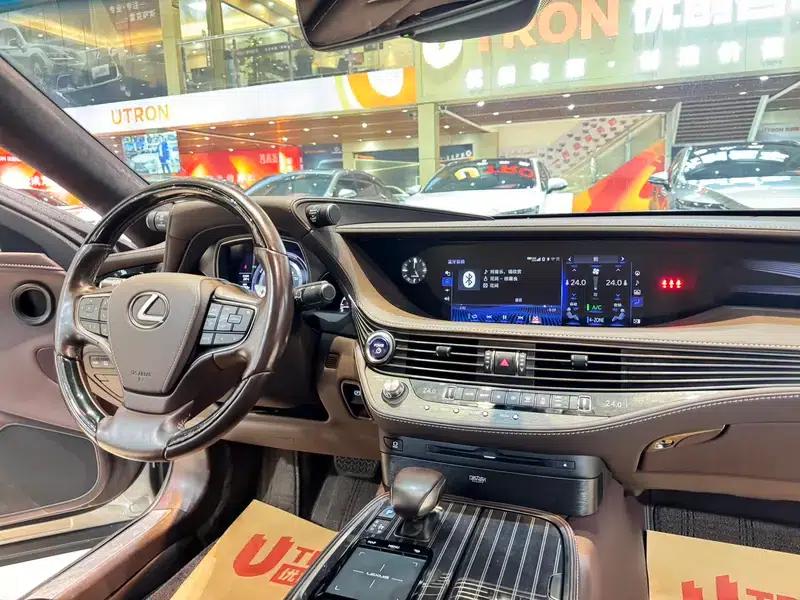 Lexus LS 2020 500h Luxury Edition (China VI Emission Standard) — миниатюра 15