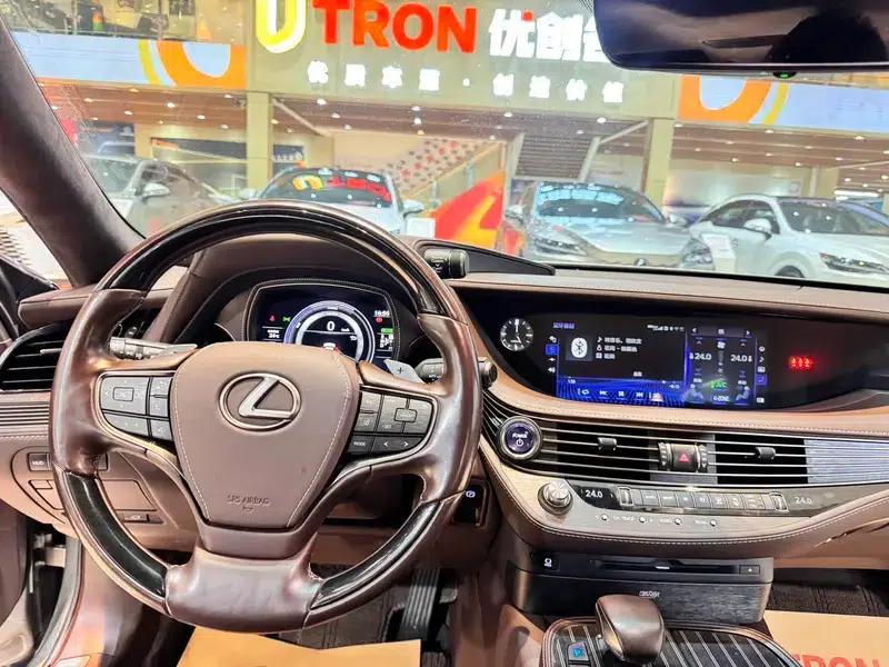 Lexus LS 2020 500h Luxury Edition (China VI Emission Standard) — миниатюра 20