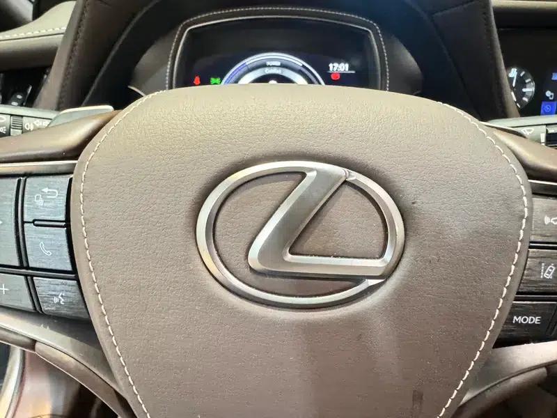 Lexus LS 2020 500h Luxury Edition (China VI Emission Standard) — миниатюра 25