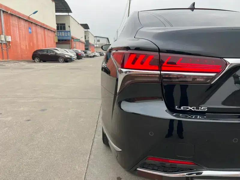 Lexus LS 2018 500h Executive Edition (China VI Emission Standard) — миниатюра 29