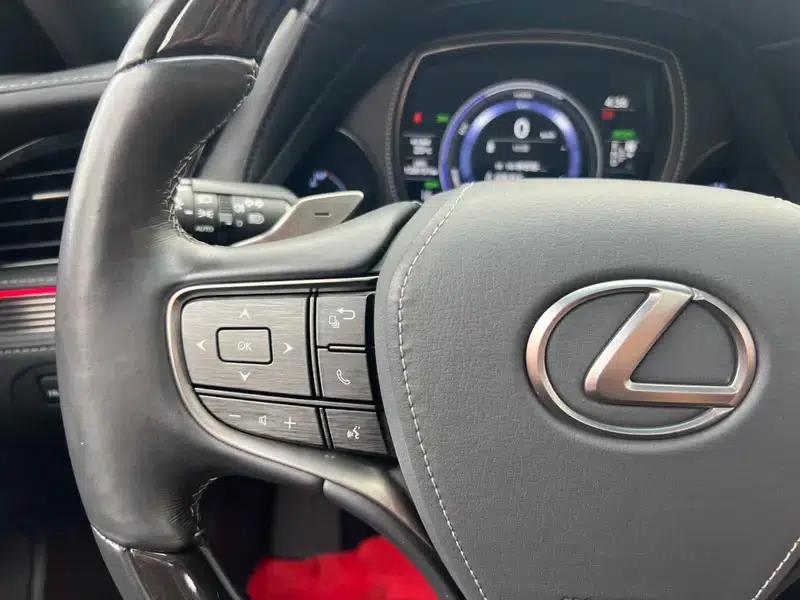 Lexus LS 2018 500h Executive Edition (China VI Emission Standard) — миниатюра 38