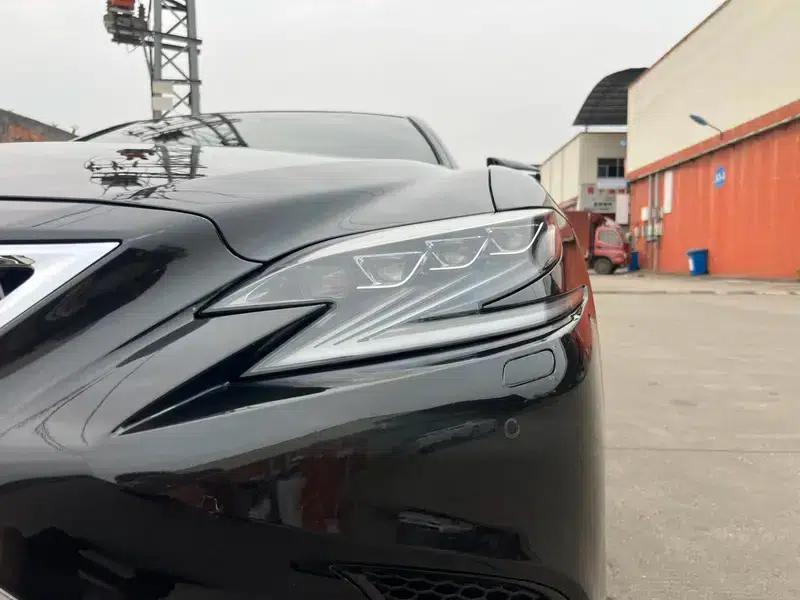 Lexus LS 2018 500h Executive Edition (China VI Emission Standard) — миниатюра 7