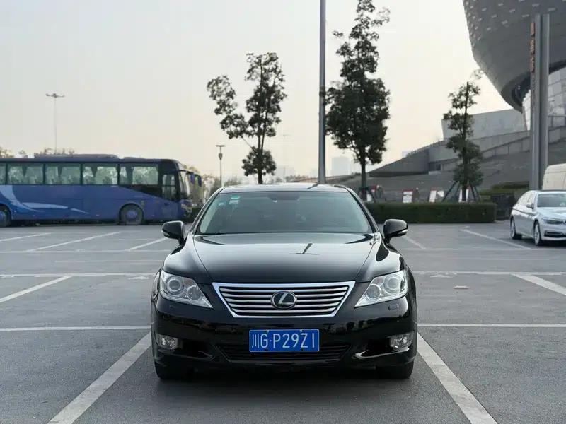 Lexus LS 2010 460L Premium Edition — миниатюра 2