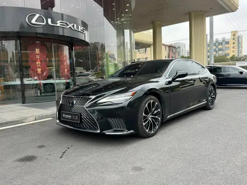 Lexus LS 500h Executive Edition 2021 — миниатюра 1