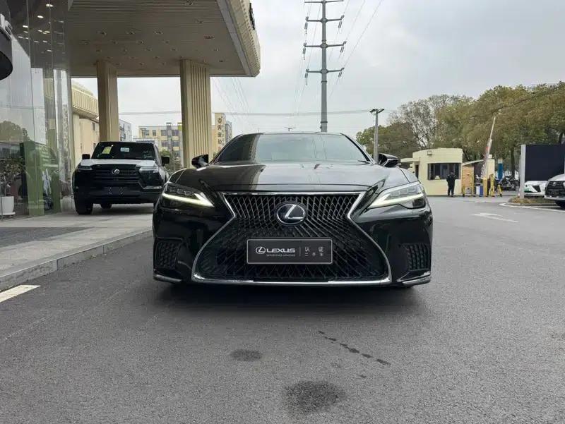Lexus LS 500h Executive Edition 2021 — миниатюра 2