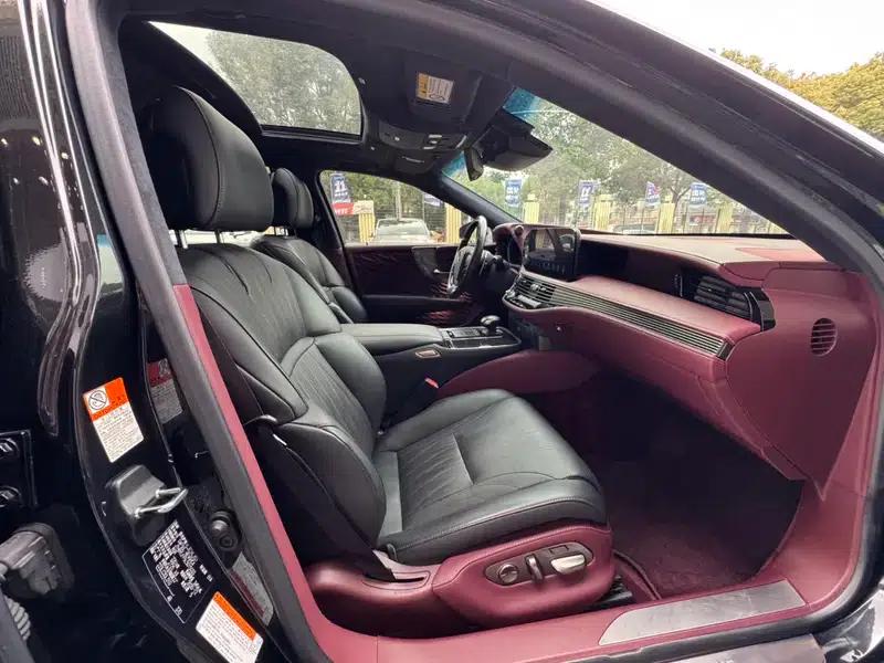 Lexus LS 500h Executive Edition 2021 — миниатюра 17