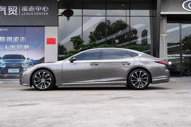 Lexus LS 500h Executive Edition 2021 — миниатюра 3
