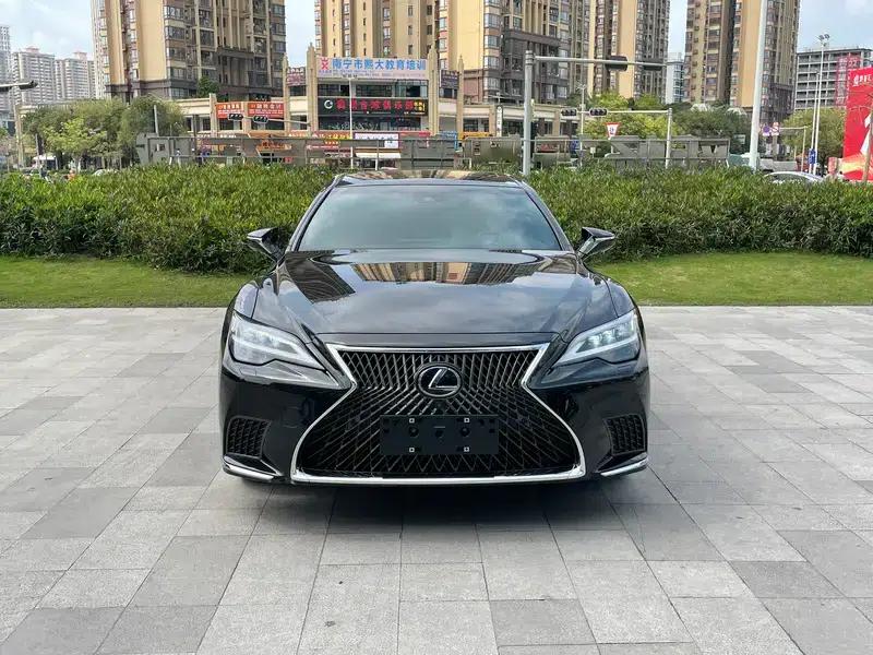 Lexus LS 2021 500h Premium Edition — миниатюра 2