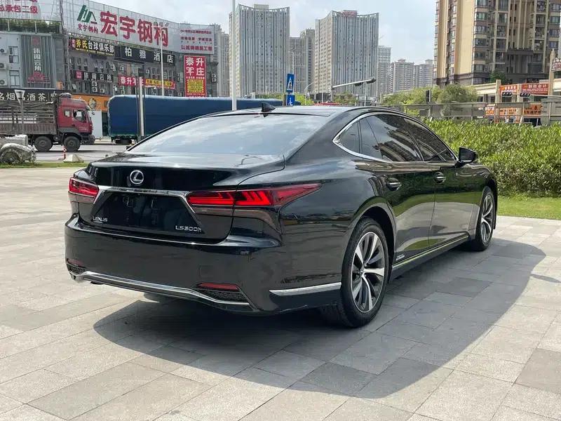 Lexus LS 2021 500h Premium Edition — миниатюра 6