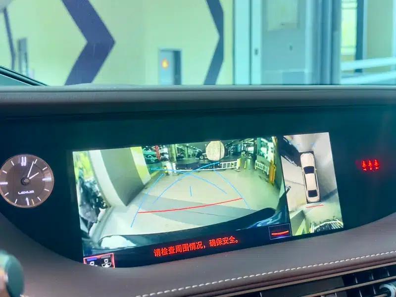 Lexus LS 2018 350 Premium Edition (China VI Emission Standard) — миниатюра 20