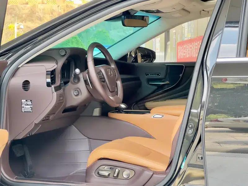 Lexus LS 2018 350 Premium Edition (China VI Emission Standard) — миниатюра 21