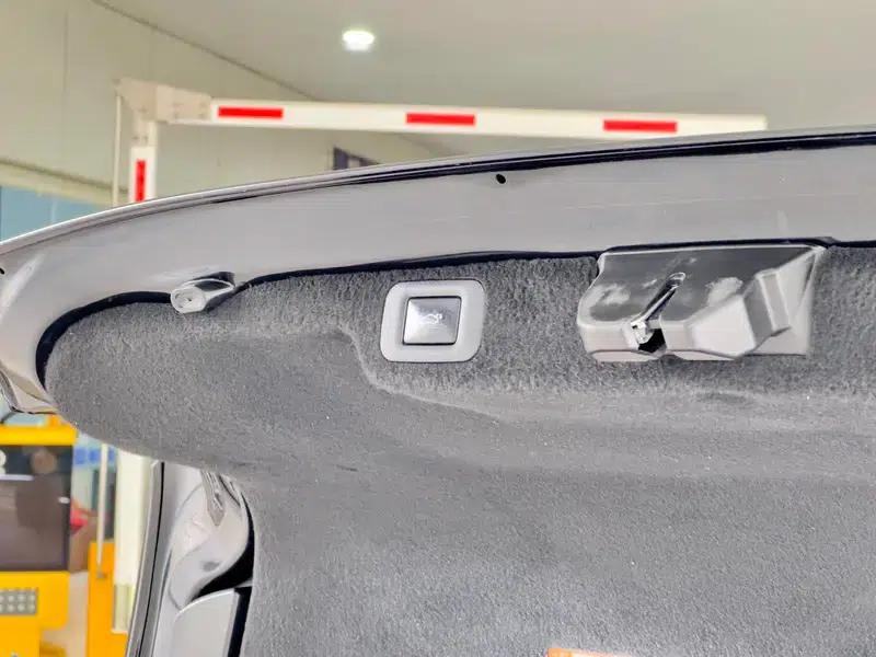 Lexus LS 2018 350 Premium Edition (China VI Emission Standard) — миниатюра 10