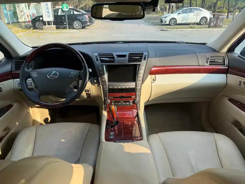 Lexus LS 2006 460L — миниатюра 21