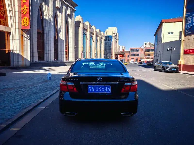 Lexus LS 2007 600hL Premium Edition — миниатюра 5