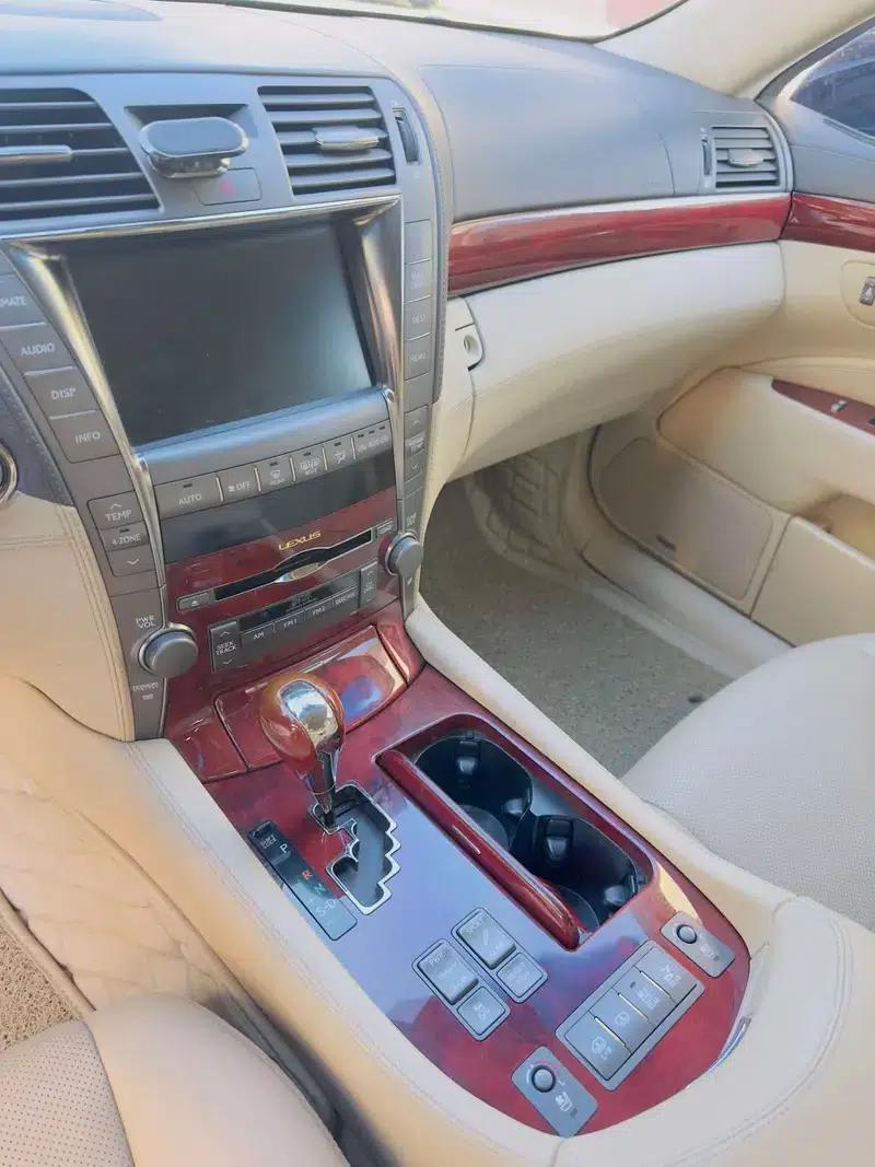 Lexus LS 2007 600hL Premium Edition — миниатюра 8