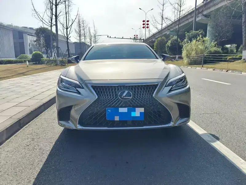 Lexus LS 2020 500h Premium Edition (China VI Emission Standard) — миниатюра 2