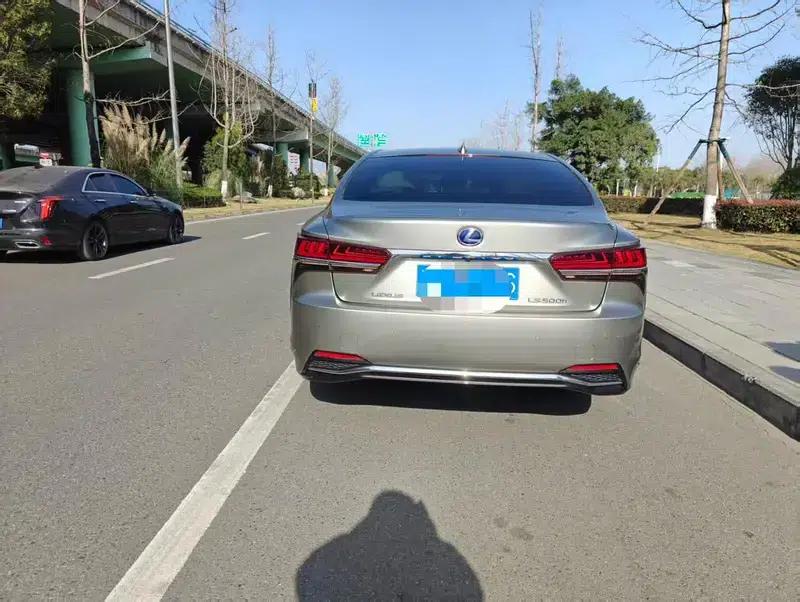 Lexus LS 2020 500h Premium Edition (China VI Emission Standard) — миниатюра 5