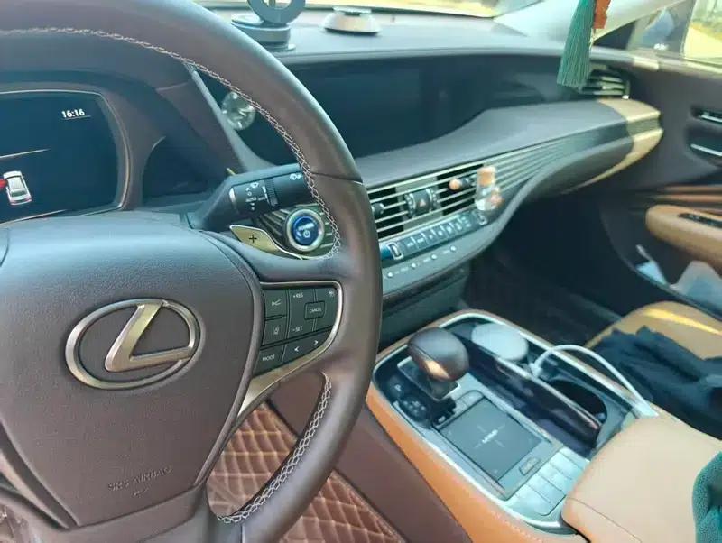 Lexus LS 2020 500h Premium Edition (China VI Emission Standard) — миниатюра 8