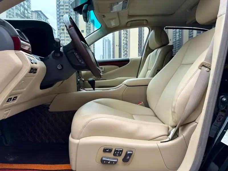 Lexus LS 2010 460L Premium Edition — миниатюра 21
