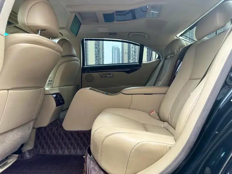 Lexus LS 2010 460L Premium Edition — миниатюра 22