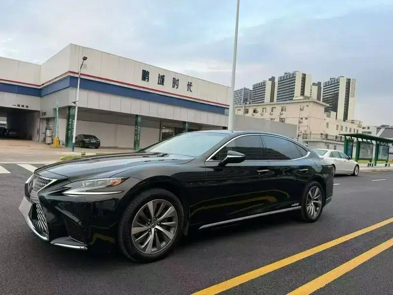 Lexus LS 2020 500h Premium Edition (China VI Emission Standard) — миниатюра 1