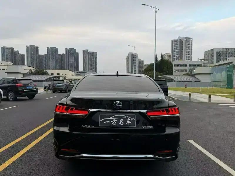 Lexus LS 2020 500h Premium Edition (China VI Emission Standard) — миниатюра 5