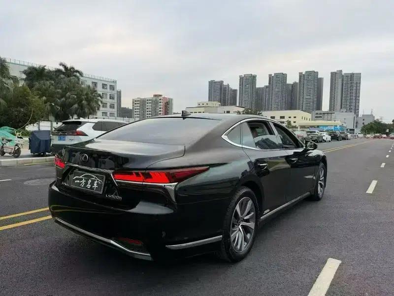 Lexus LS 2020 500h Premium Edition (China VI Emission Standard) — миниатюра 6