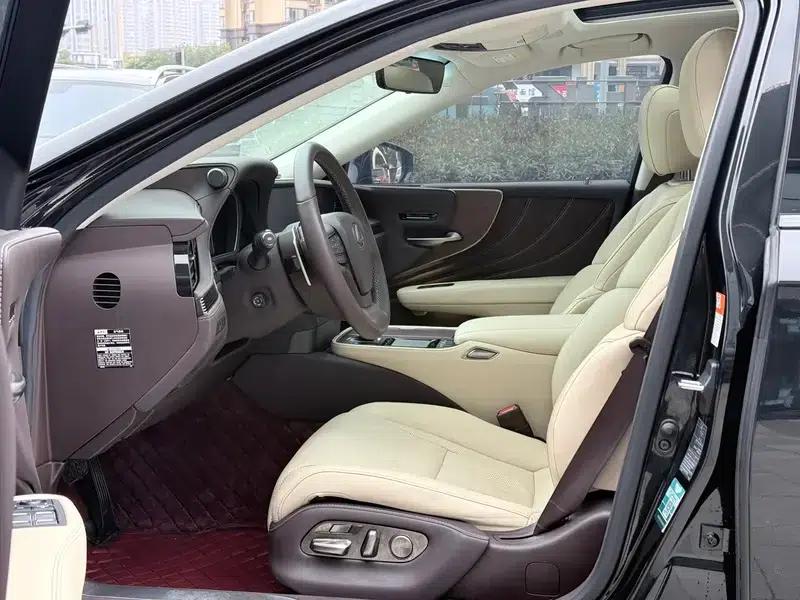 Lexus LS 2018 500h Premium Edition (China V Emission Standard) — миниатюра 16