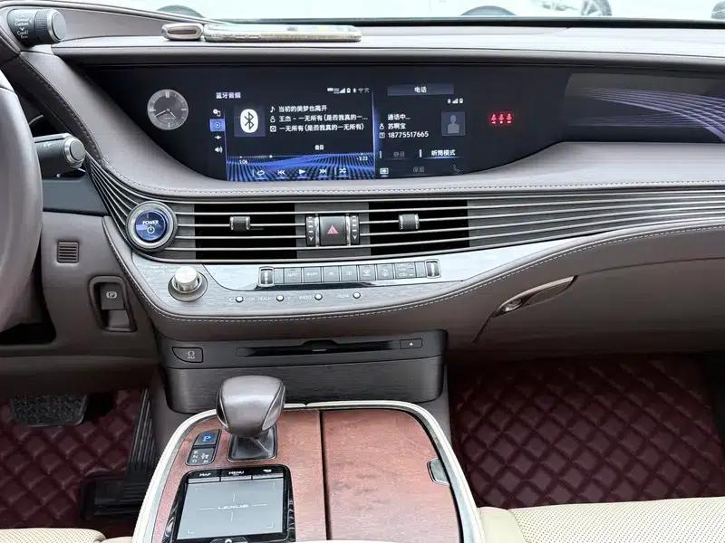 Lexus LS 2018 500h Premium Edition (China V Emission Standard) — миниатюра 10