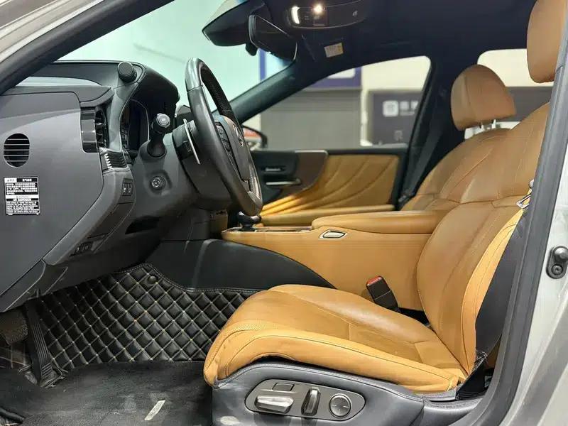 Lexus LS 2021 500h Premium Edition — миниатюра 17