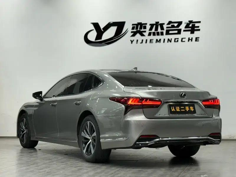 Lexus LS 2021 500h Premium Edition — миниатюра 4