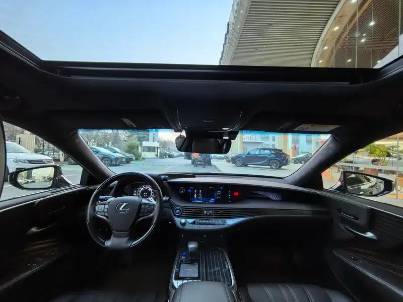 Lexus LS 2020 500h Luxury Edition (China VI Emission Standard) — миниатюра 15