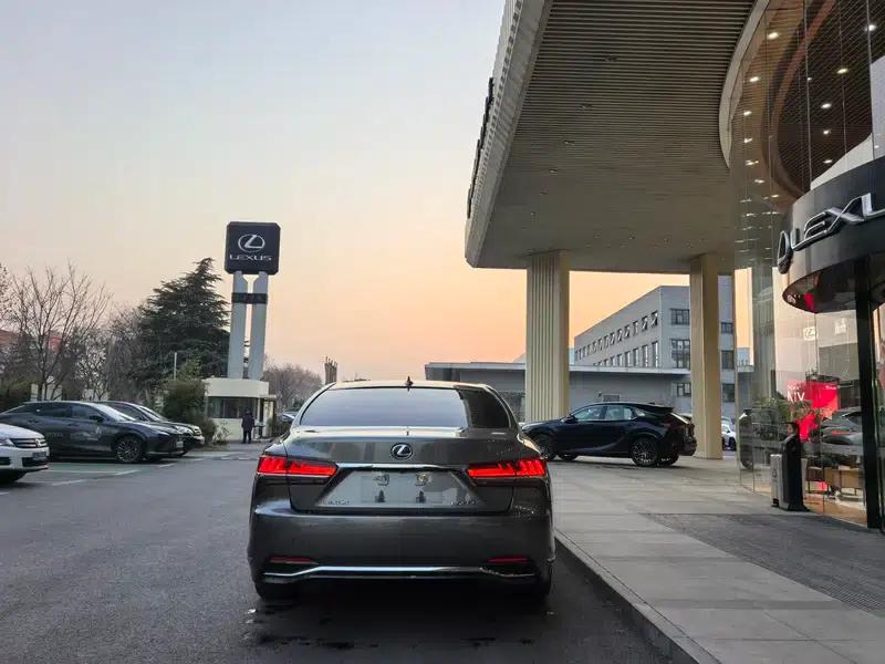 Lexus LS 2020 500h Luxury Edition (China VI Emission Standard) — миниатюра 6
