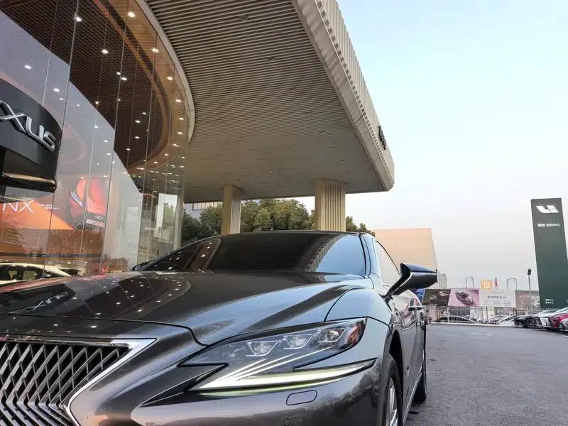 Lexus LS 2020 500h Luxury Edition (China VI Emission Standard) — миниатюра 8