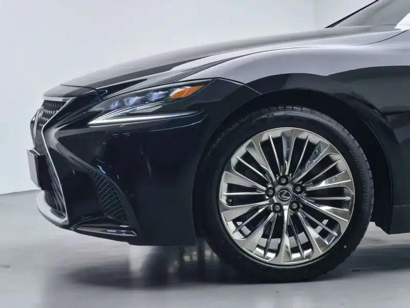 Lexus LS 2018 500h Executive Edition (China V emission standard) — миниатюра 8