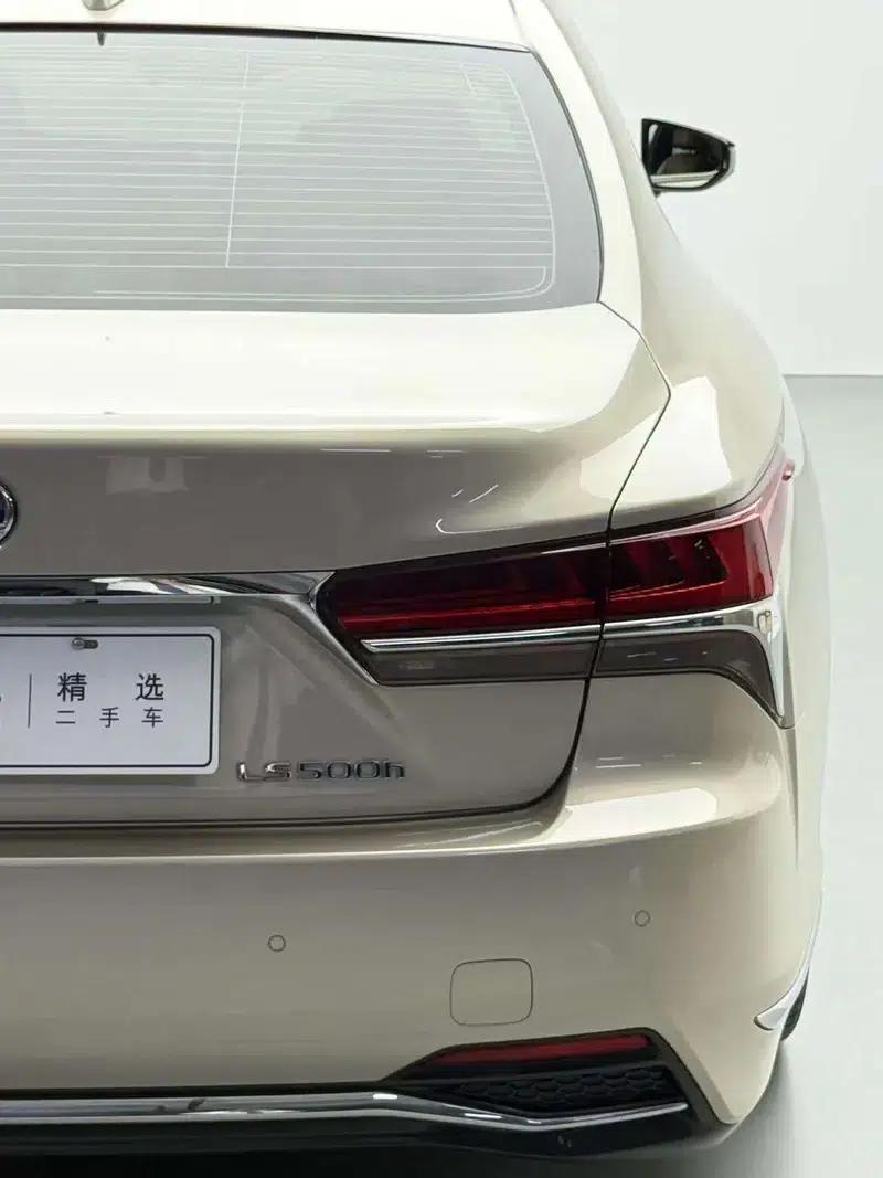 Lexus LS 2018 500h Executive Edition (China V emission standard) — миниатюра 11