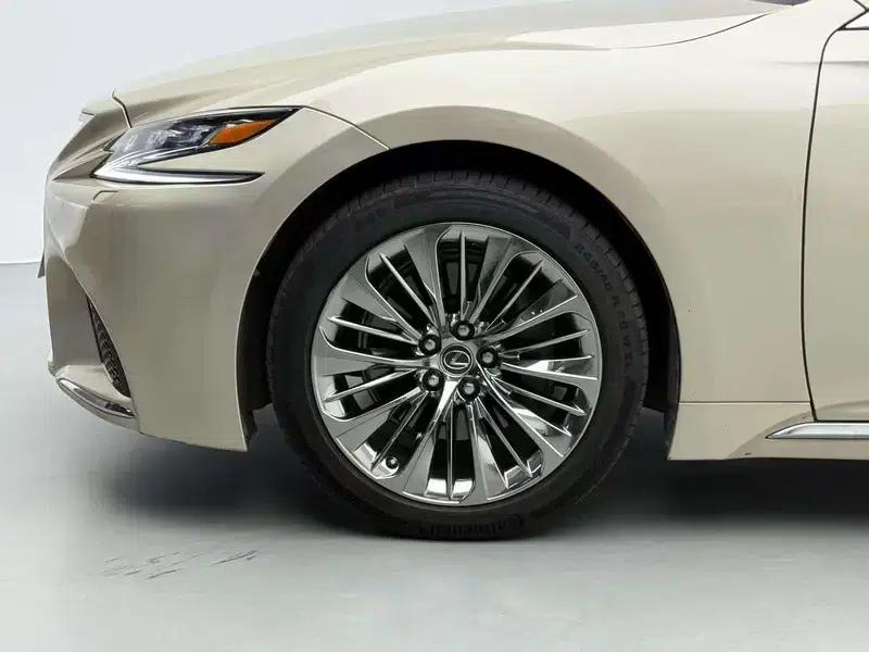 Lexus LS 2018 500h Executive Edition (China V emission standard) — миниатюра 12