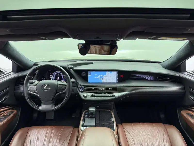 Lexus LS 2018 500h Executive Edition (China V emission standard) — миниатюра 13