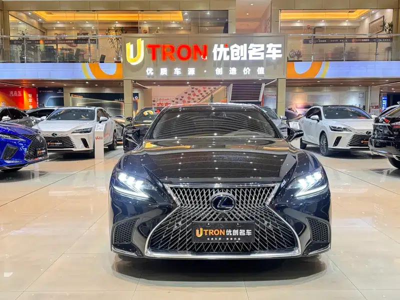 Lexus LS 2018 500h Executive Edition (China V emission standard) — миниатюра 2