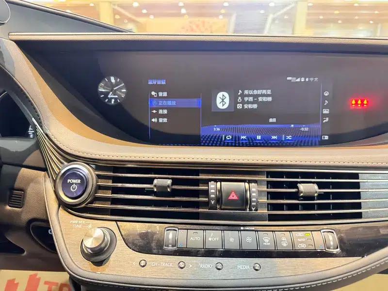 Lexus LS 2018 500h Executive Edition (China V emission standard) — миниатюра 11